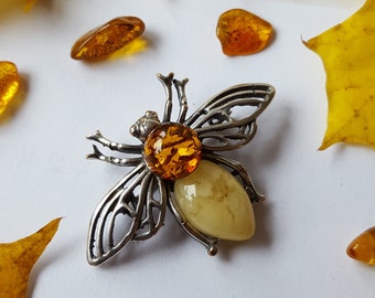 Amber Brooch Honey Bee Brooch Jewelry Genuine Baltic Amber Brooch Handmade Bumble Bee Jewelry Amber Pin Boho Jewelry Bee Brooch Gift for Her