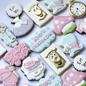 Alice in wonderland cookies/ onederland cookies/ Aliceinwonderlandcookie/Aliceinwonderland/ teapartycookies/