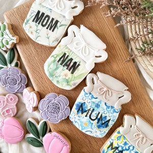 Mothers Day gift /Flower cookies for mothers day / mother day cookie / happy birthday mum/ gift for mum / gluten free cookie available image 6