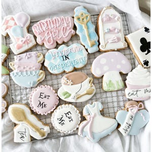 Alice in wonderland cookies/ onederland cookies/ Aliceinwonderlandcookie/Aliceinwonderland/ teapartycookies/