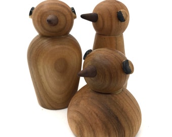 Set of three wooden birds.Made in Ukraine.