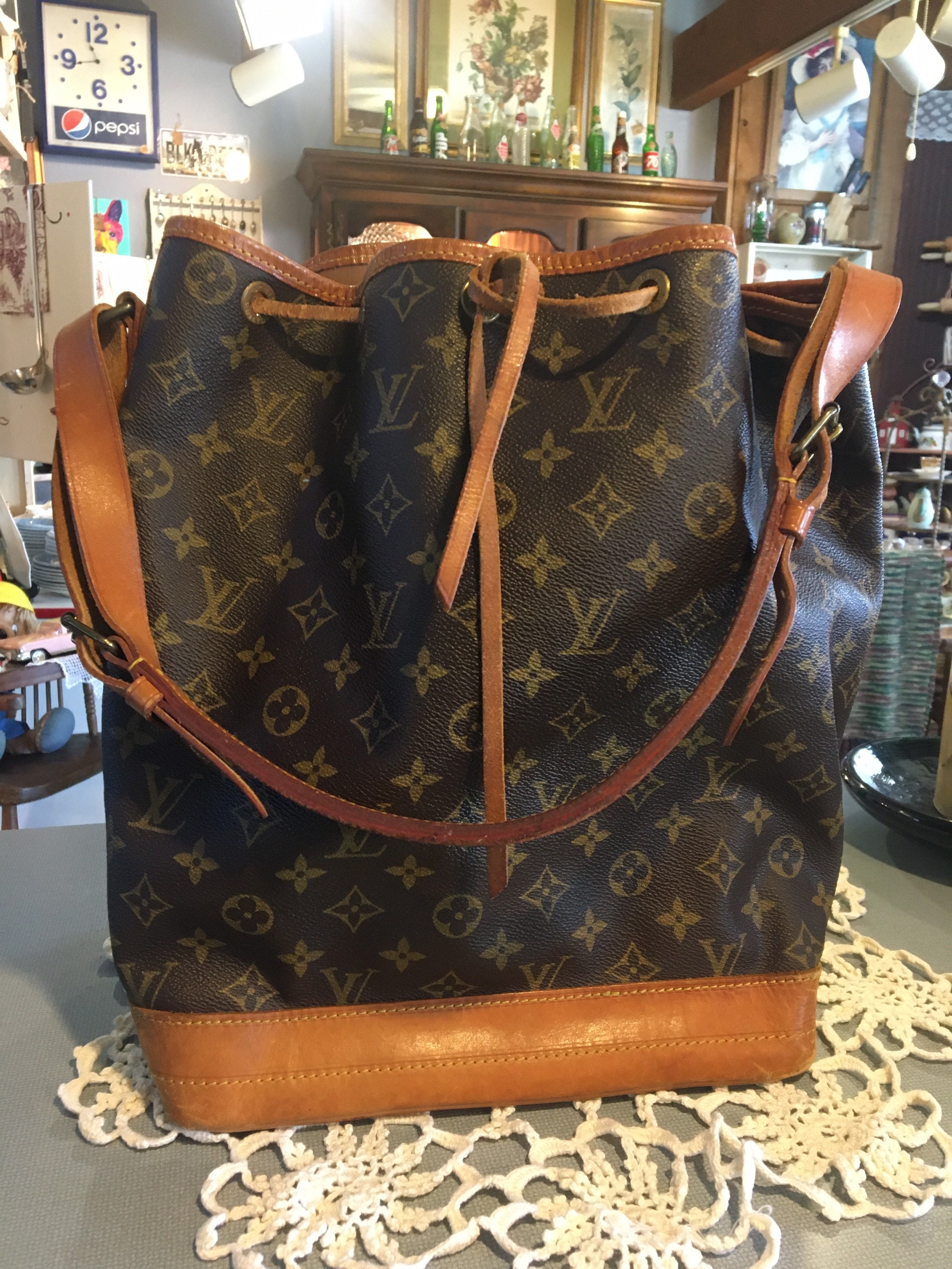 Louis Vuitton Brown, Pattern Print Monogram Fringe Noe