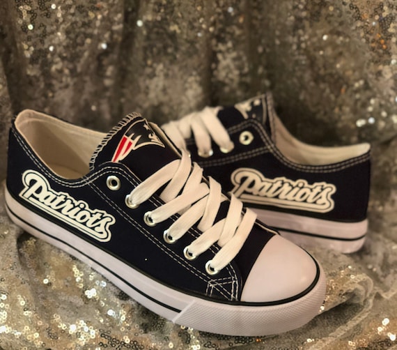 converse patriots sneakers