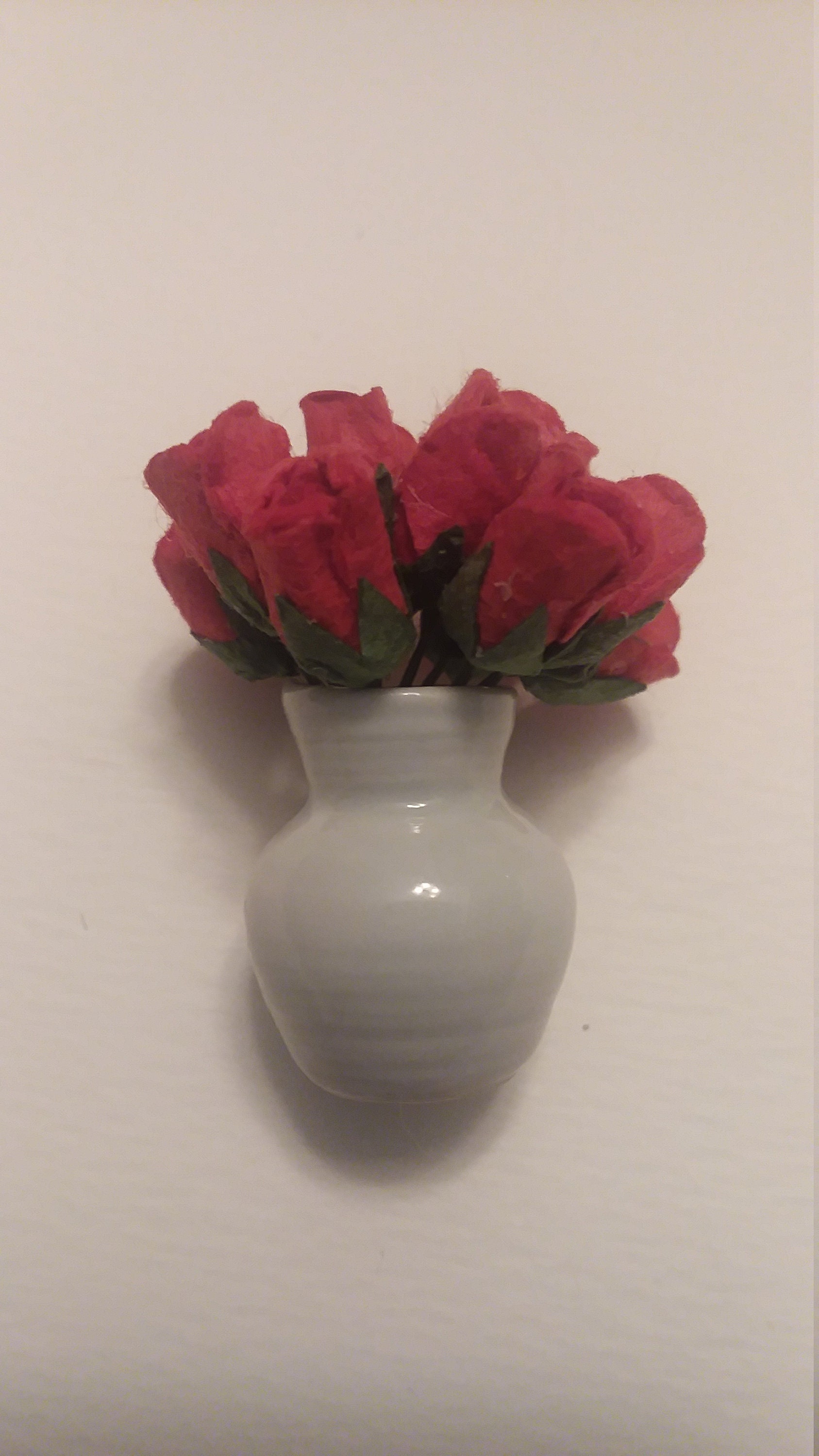 Red roses in white ceramic vase Dollhouse Miniature red Etsy