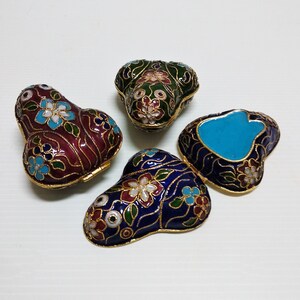 Vintage Chinese Cloisonne Small Frog Statue Figurine,Gold Plated Enamel Red Green Blue Frog Trinket Box,Hand-painted Floral Jewelry Gift Box