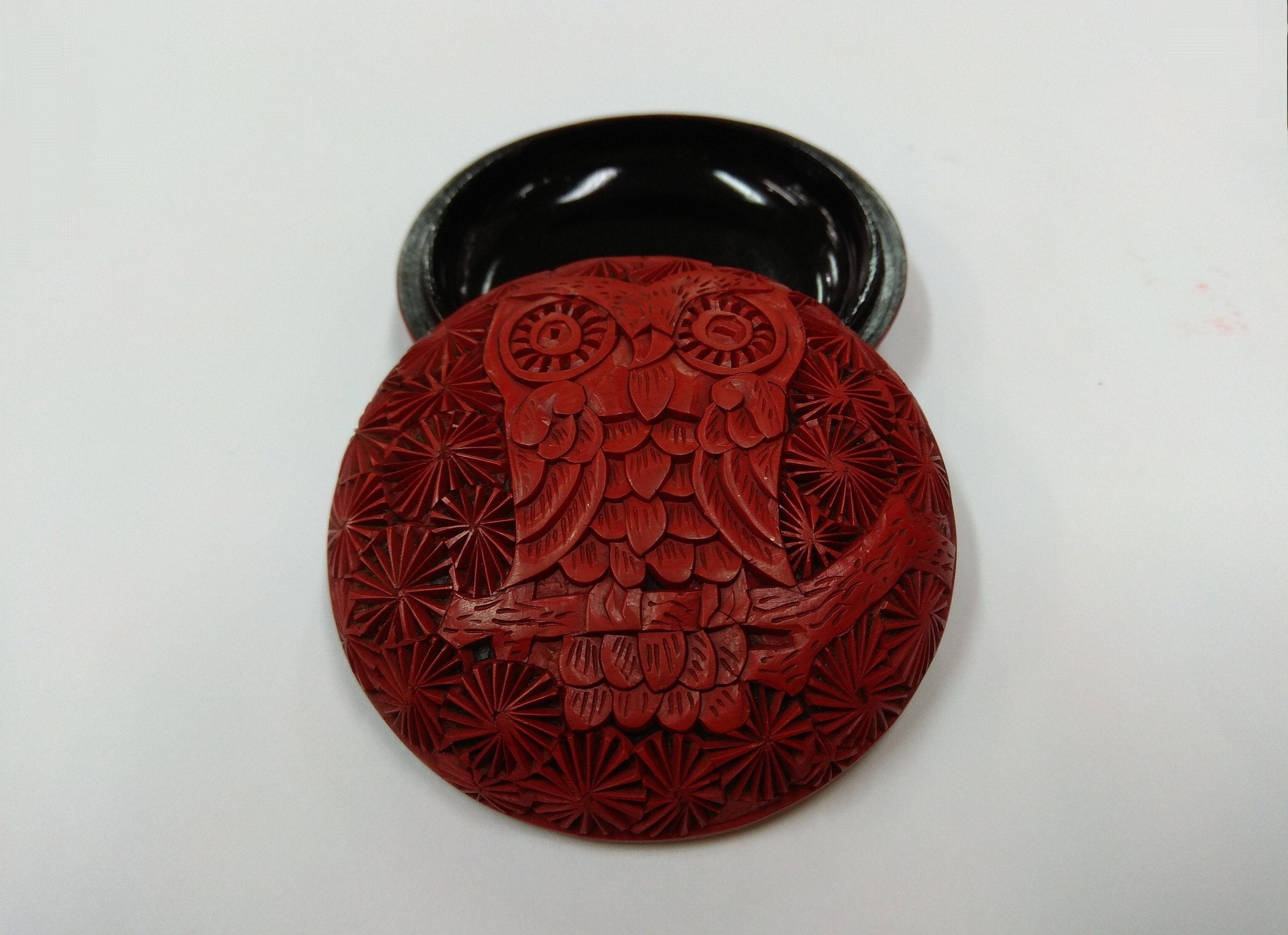 【真作】掛軸　三字書　名品　合箱入　P78 Vintage Beijing Carved Lacquer Small Seal Paste Box, Hand