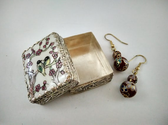 * vintage Jewelry box ୨୧ * 陶器製の小さな パニエ Vintage Chinese Silver-plated Rectangle Mini Jewelry Box