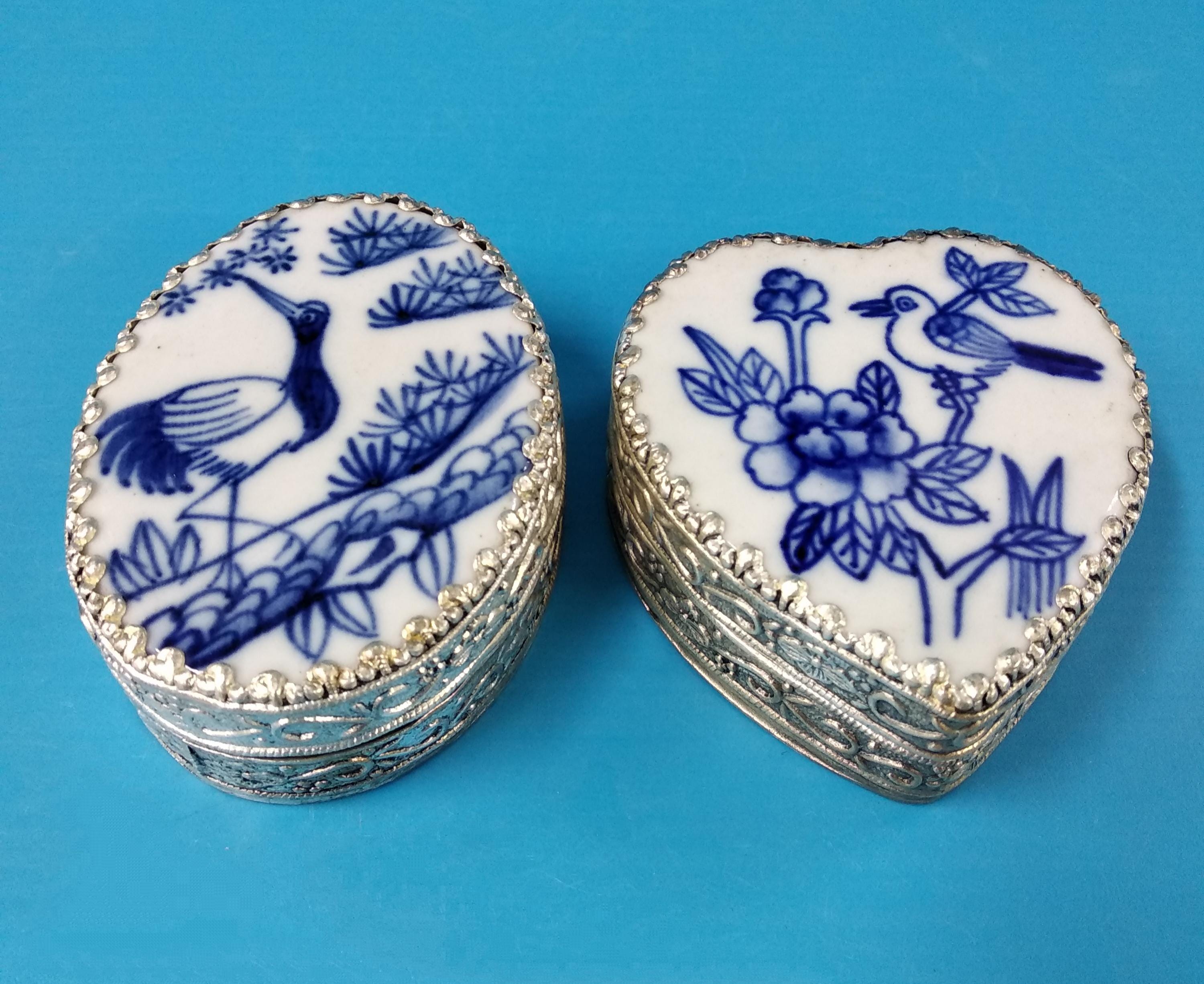 Vintage Chinese Silver-plated Oval Heart Small Trinket Jewelry