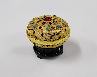 Caja de joyería vintage china de cobre, redonda, con filigrana chapada en oro, hecha a mano, con esmalte cloisonné, ágata, jade y cornalina.