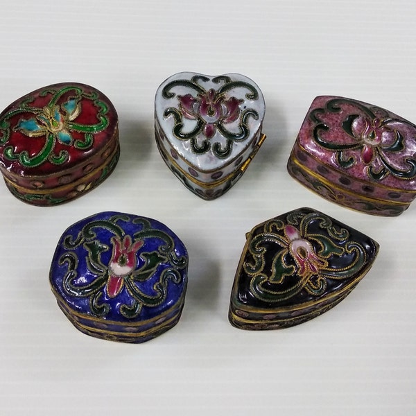 Vintage Chinese Cloisonne Miniature Ring Jewelry Box Trinket Box, Hand-painted Floral Copper Enamel Black Blue White Pink Red Small Pill Box