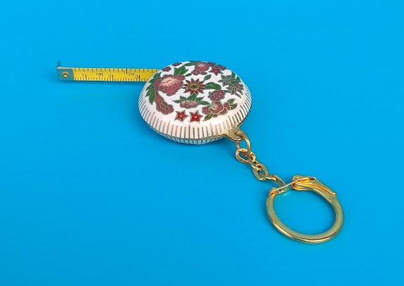 Vintage Chinese Cloisonne Mini Retractable Tape Measure & Key Chain Combo,  Gold Plated Enamel Round White, Blue Travel Pocket Measuring Tape -   Israel