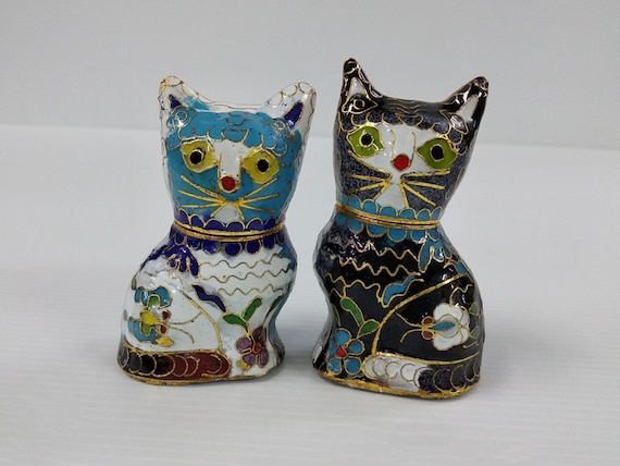 Vintage Chinese Cloisonne Small Cat Statue Figuri… - image 1