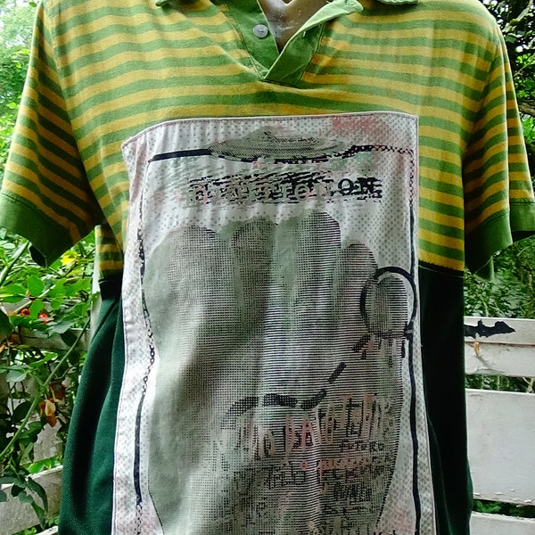 a magical polo shirt by the Berlin screen print artist Marco Maiolica in size M from the Kulturbotschaft Lichtenberg