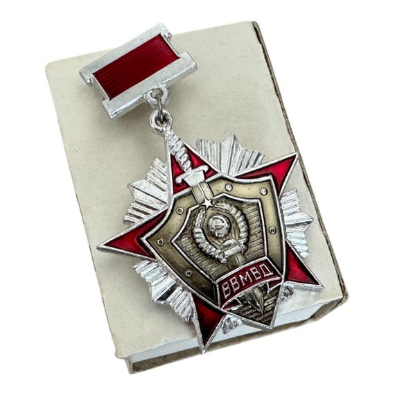 アンティーク キツネの型バッジ ソビエト連邦 1970年代 アンティーク