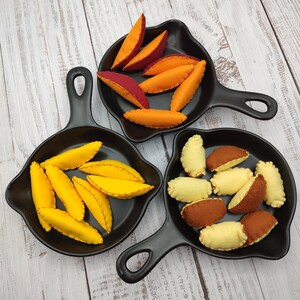 Gebratene viertel Kartoffel, gebackene Süßkartoffel, Rollenspielfutter, Filzfutter, gefüllte Kinderküche, künstliches Abendessen