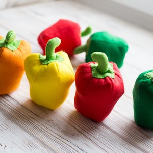 Pepper play food (felt food, vegetables, fruit, pretend play kids kitchen, plush toy, cooking toys, doll fake food, farmers market for baby)