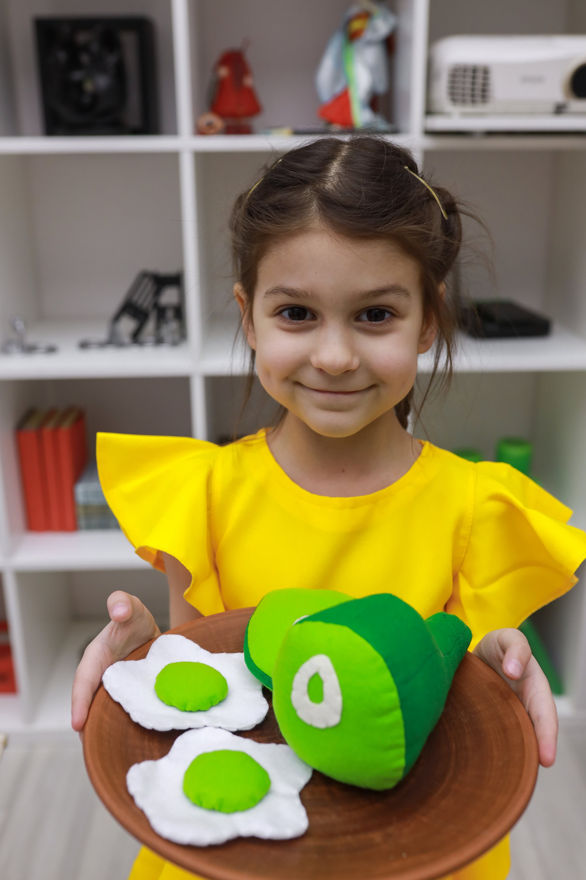 Green Eggs And Ham Costume — free download