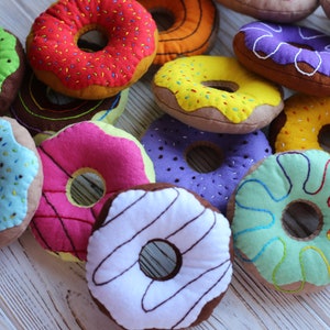 DONUT play food (felt food, pretend play kids kitchen, plush toy, cooking toys, doll feke food, farmers market for baby)