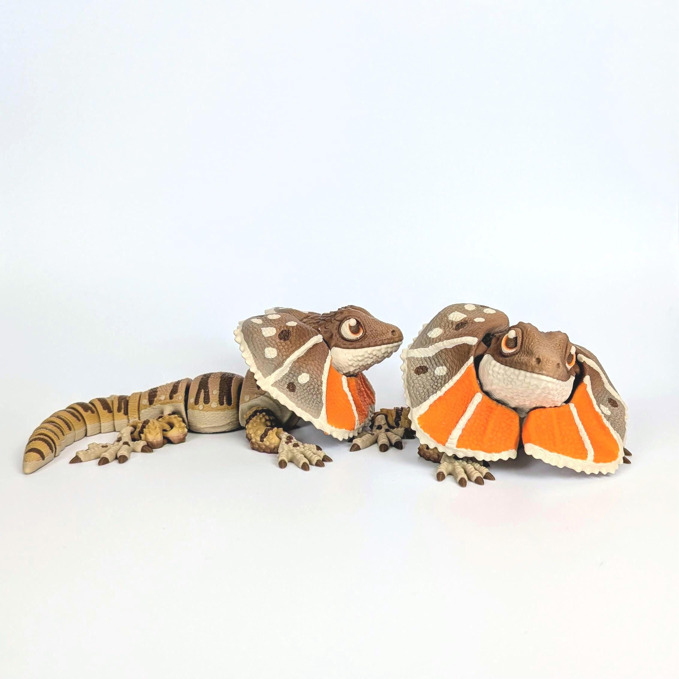 3D Printed Frilled Neck Lizard, Articulated Frill Dragon, Poseable