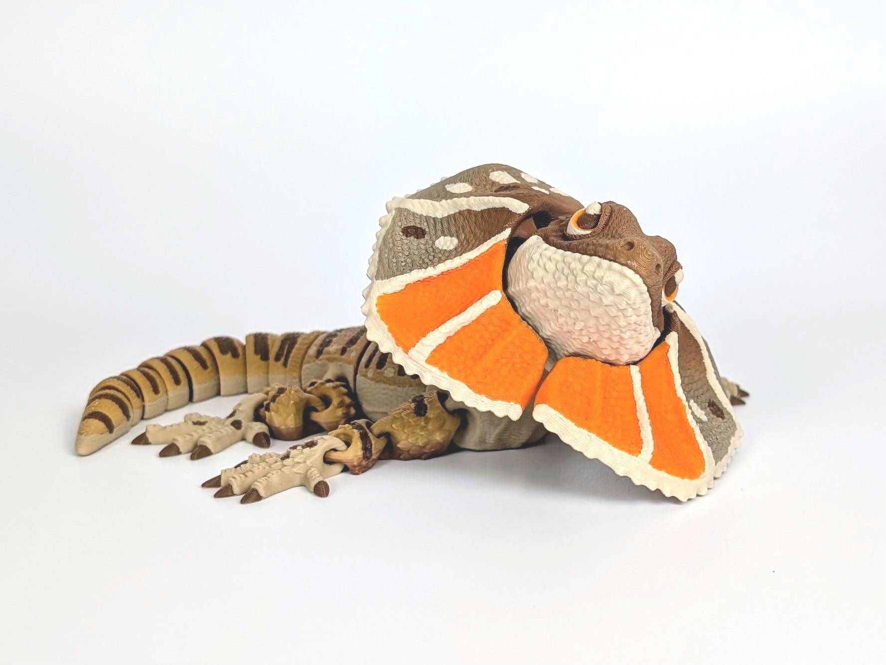 3D Printed Frilled Neck Lizard, Articulated Frill Dragon, Poseable