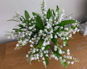 Artificial Faux Lily of the Valley 2 Bunches - 10 stems Luxury Home Garden Grave Crafts Wedding  Posy Everlasting Flowers 32cm long