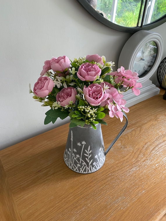 VINTAGE FLOWER VASE 花瓶 Blush Pink Flower Arrangement in a Vintage Rustic Metal Jug Flower