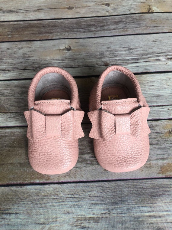 bow moccasins baby