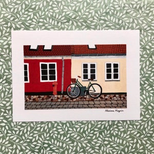 Mapa A5 / Ribe, Dinamarca / postal de una bicicleta contra una fachada del pueblo de Ribe en Dinamarca imagen 2