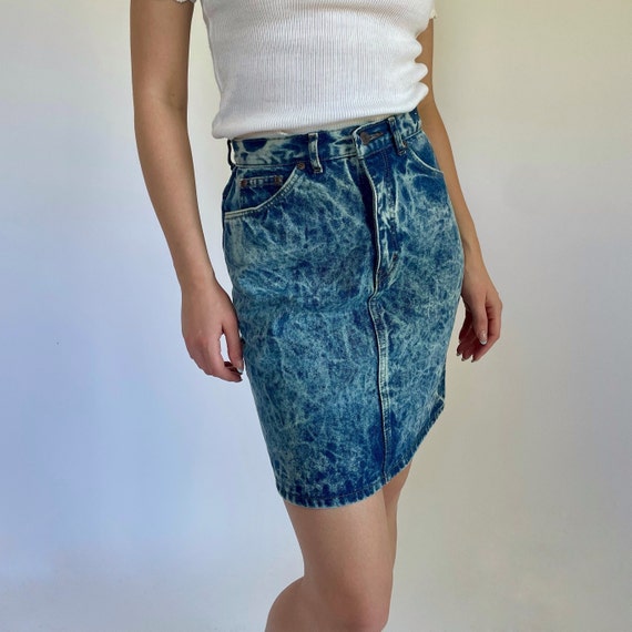 1980's jordache acid wash skirt (extra small) - image 4