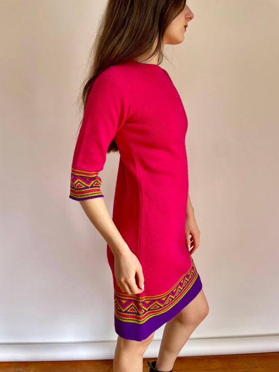 60s hot pink geometric trim knit dress (small) - image 2