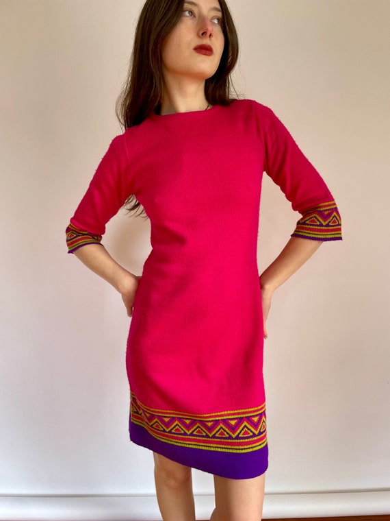 60s hot pink geometric trim knit dress (small) - image 1