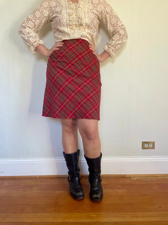 Tracy Evans red plaid miniskirt (large/XL)