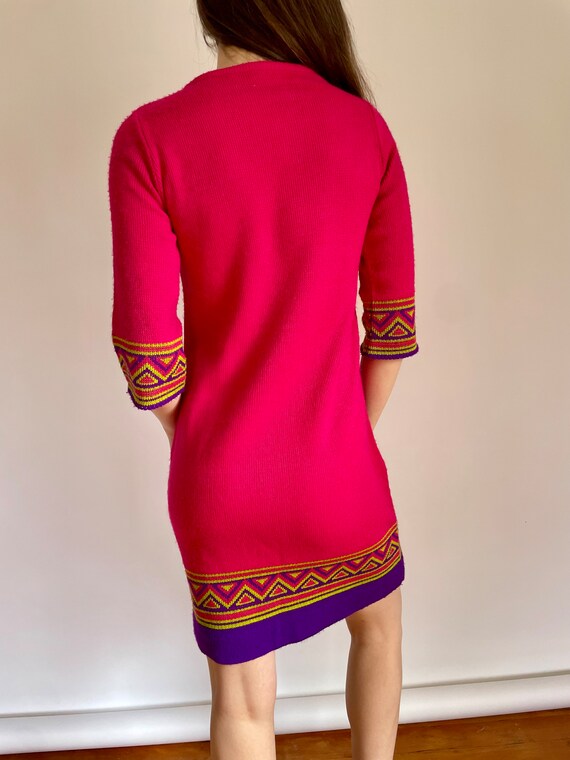 60s hot pink geometric trim knit dress (small) - image 6