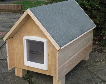 large outdoor shelter kennel house not flat packed  we only ship to UK mainland only