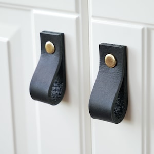 Leather drawer pulls, cabinet furniture hardware natural leather pulls,dresser handles, leather door handle, cupboard pulls Black