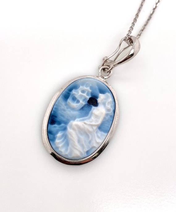 Agate Cameo Real 14K Gold Frame and Bail Woman by… Gem