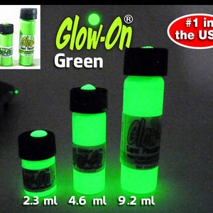 Glow-On® Super Phosphorescent Glow Paint Small 2.3 ml vial GREEN
