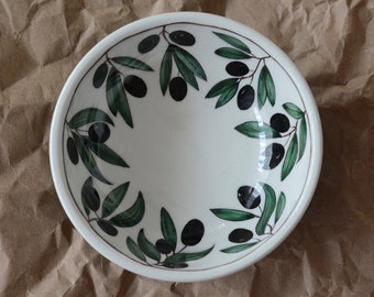 Olive Branch Pattern Bowl - Handmade Iznik Pottery