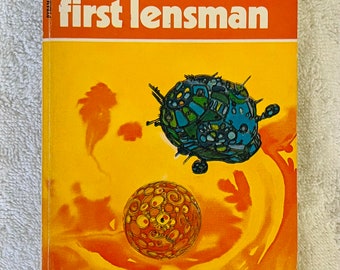 E. E. "DOC" SMITH - First Lensman - 1970 Pyramid Paperback SF