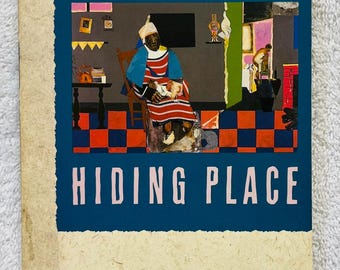 JOHN EDGAR WIDEMAN - Hiding Place - 1988 Vintage Books Soft Cover