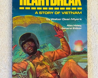 WALTER DEAN MYERS - A Place Called Heartbreak: A Story of Vietnam - 1993 Soft Cover for children