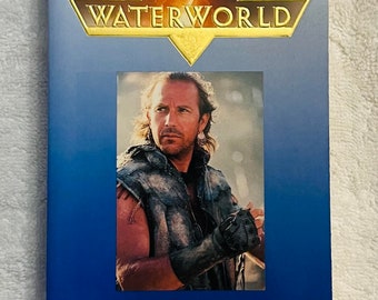 MA ALLAN COLLINS - Waterworld - 1995 Primera impresión en rústica - Vinculación de películas