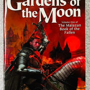 STEVEN ERIKSON - Gardens Of the Moon - Tor Fantasy Paperback - Malazan Book of the Fallen
