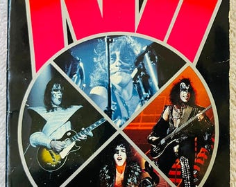 ROBERT DUNCAN - KISS - 1978 Pierwsze wydanie, ilustrowana książka w miękkiej oprawie - Gene Simmons, Ace Frehley, Paul Stanley itp.