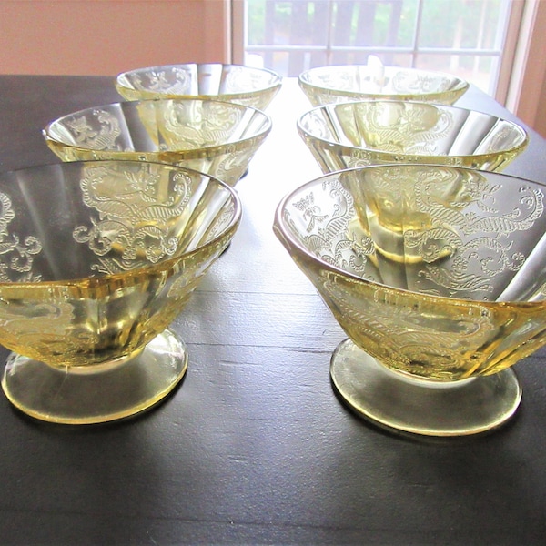 1930's FEDERAL DEPRESSION GLASS Yellow "Madrid" Sherbet / Dessert Footed Cup Dish Set of 6 Mid Century Decor