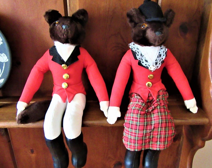 Vintage SCOTTISH FOX HUNTSMAN Set of 2 Mr and Mrs Fox Huntsman Plush