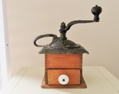 Coffee Grinder, Vintage Coffee Mill, Wooden Box, Gift for Her, Kitchen Decor, Primitive Kitchen, Vintage Appliance, Country Decor,
