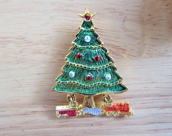 VINTAGE CHRISTMAS BROOCH / Christmas Tree Pin / Train / Enamel