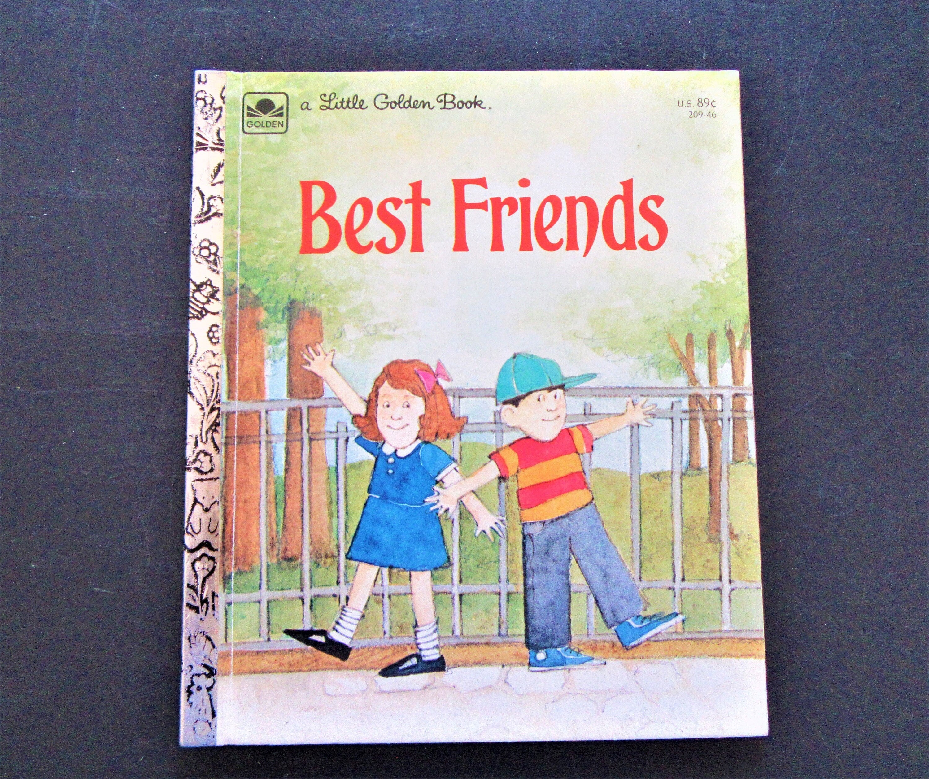 【海外版・レア】school friends 1983 BEST FRIENDS / Little Golden Book / by Catherine Kenworthy