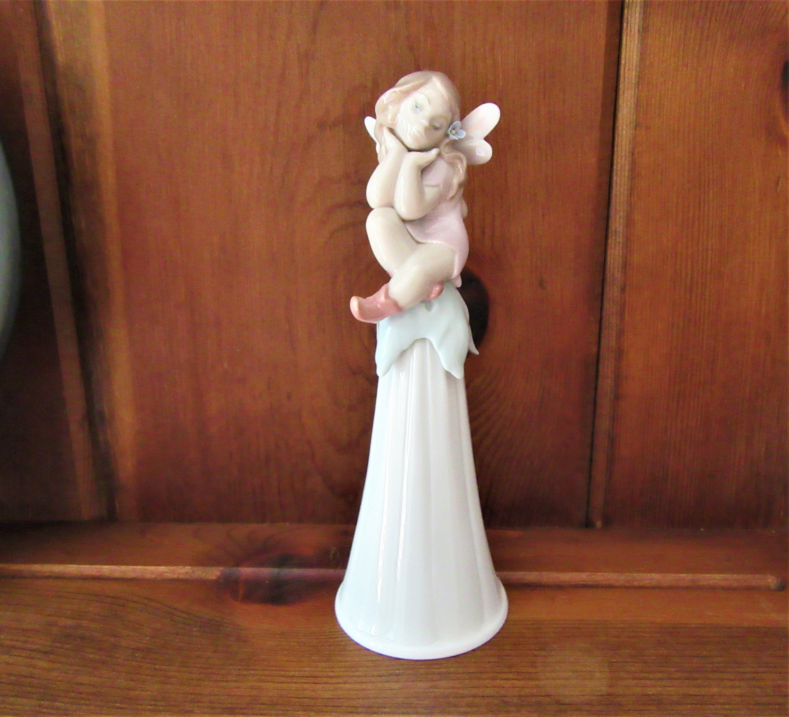 LLADRO ベル It's a girl LLADRO ベル It's a girl